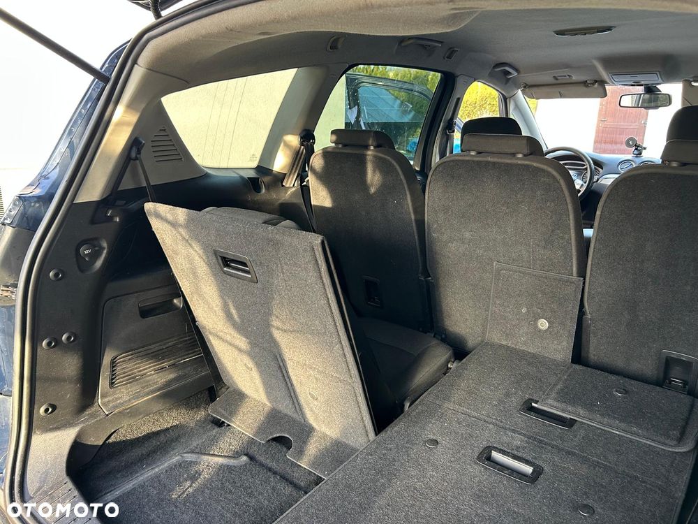 Ford S-Max - 7