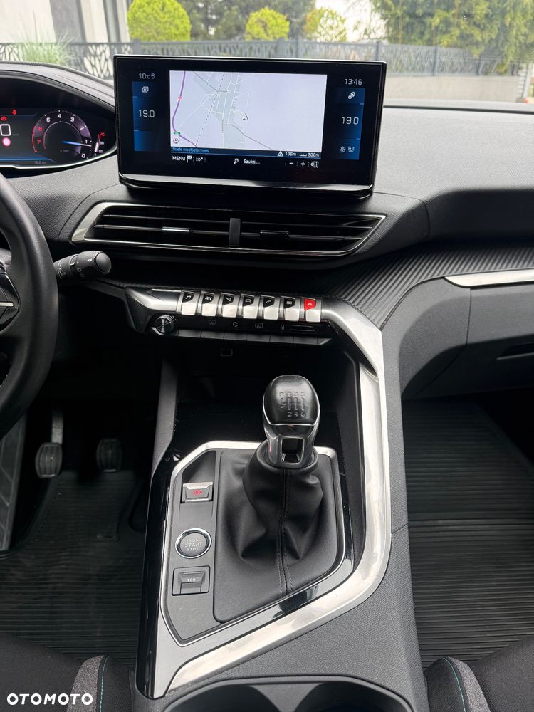 Peugeot 5008 - 32
