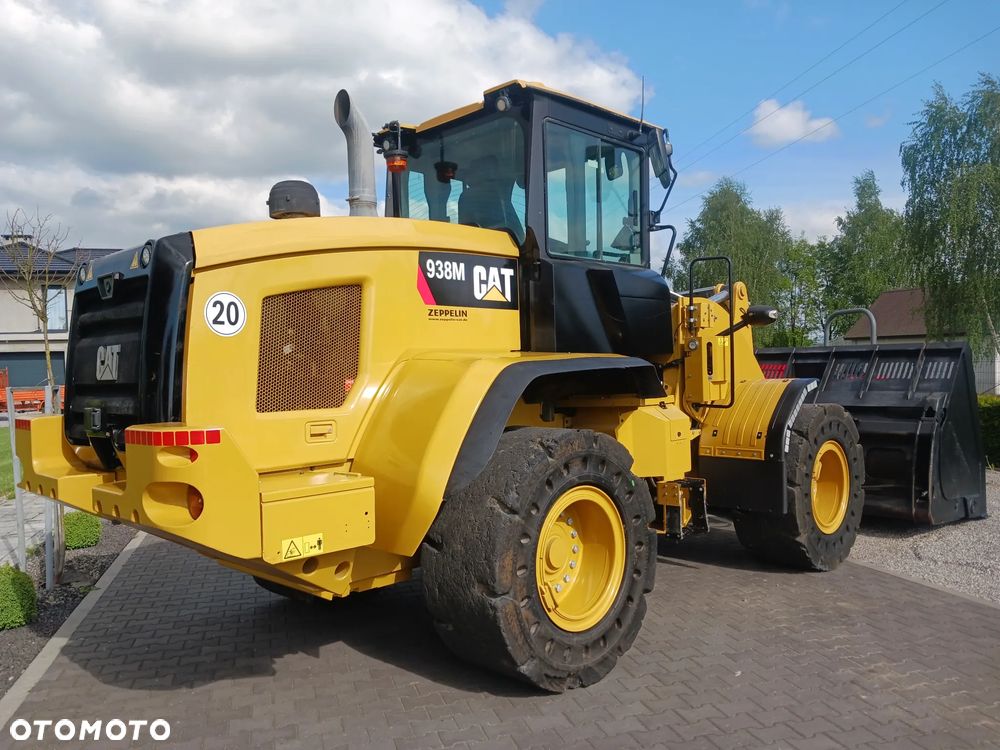Caterpillar 938 M - 10