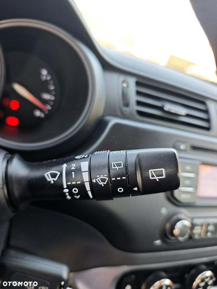 Kia Rio - 16