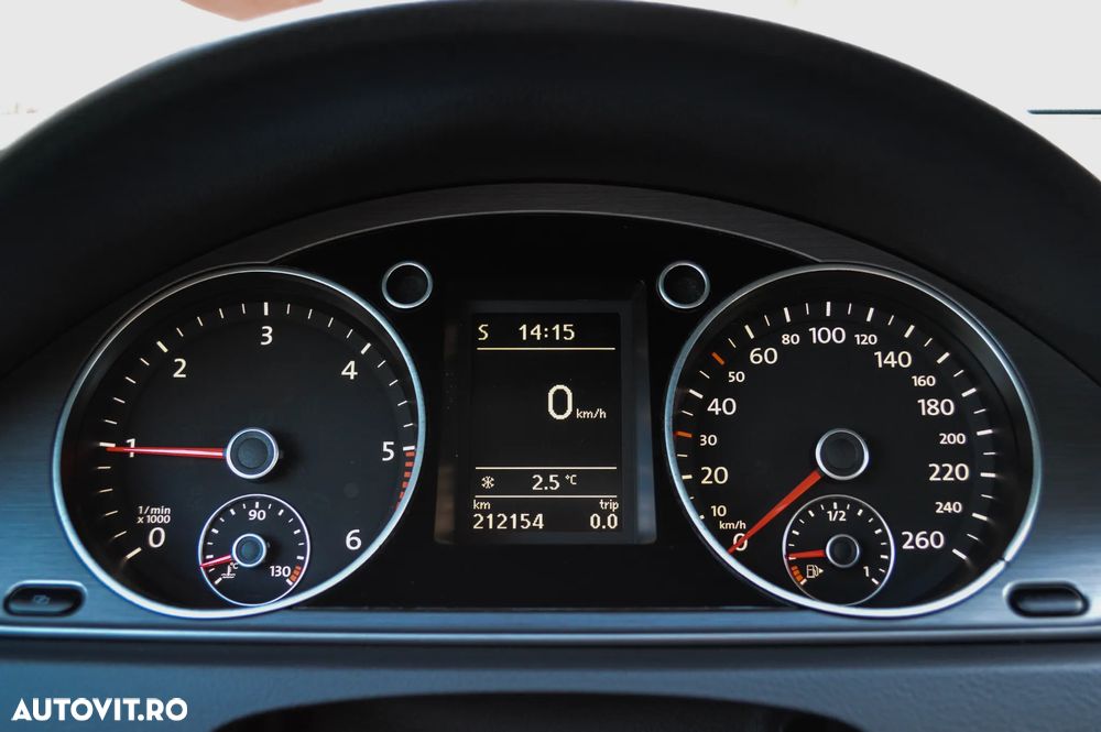 Volkswagen Passat 2.0 Blue TDI SCR Comfortline - 6