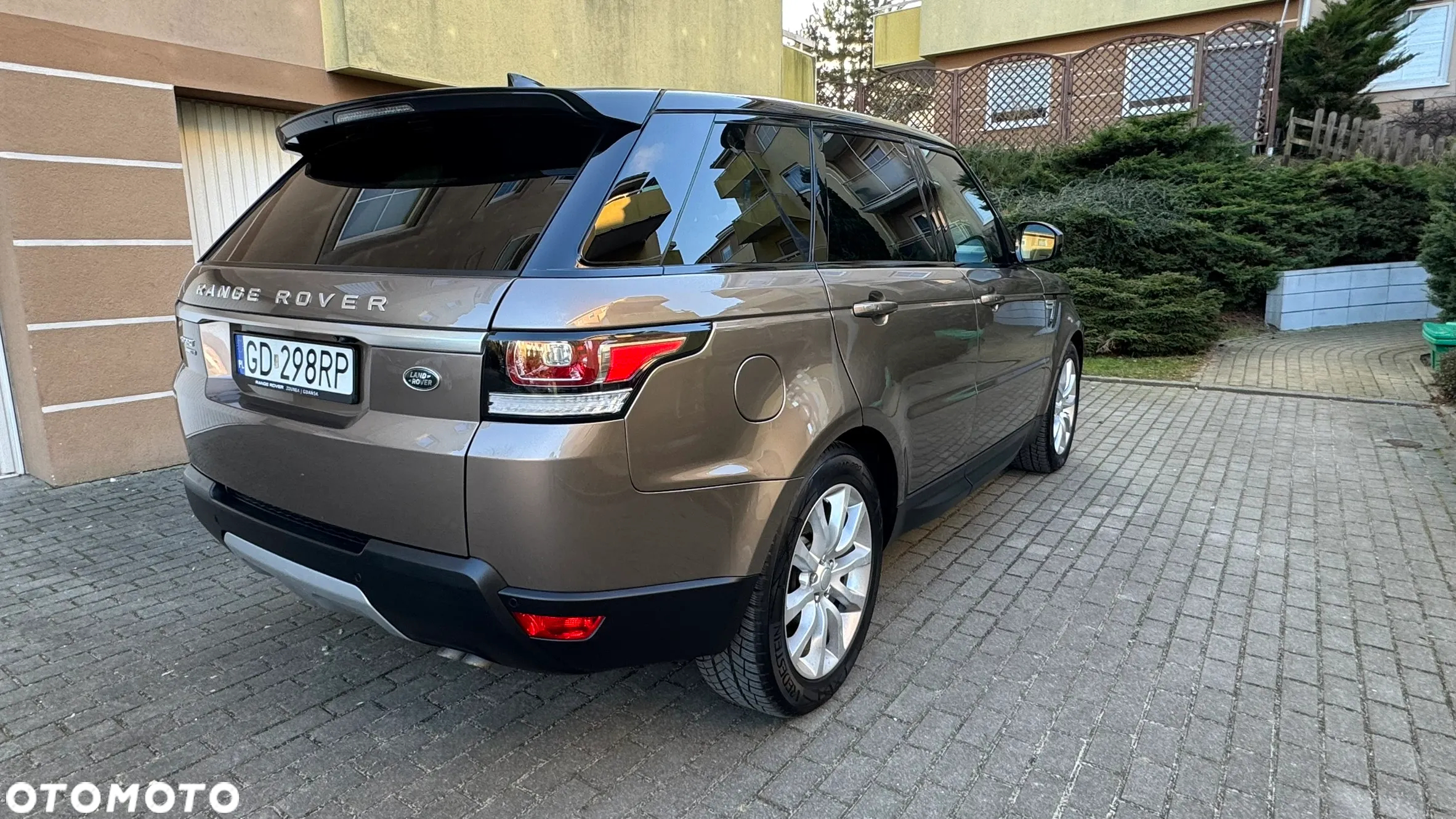 Land Rover Range Rover Sport S 2.0 SD4 HSE - 10