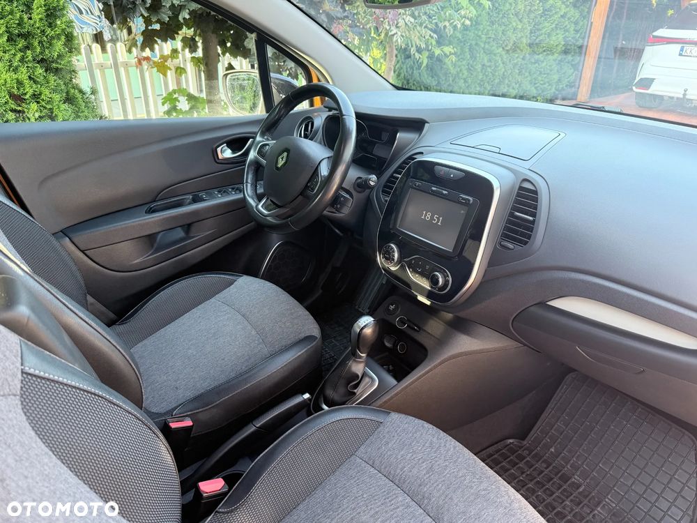 Renault Captur - 16