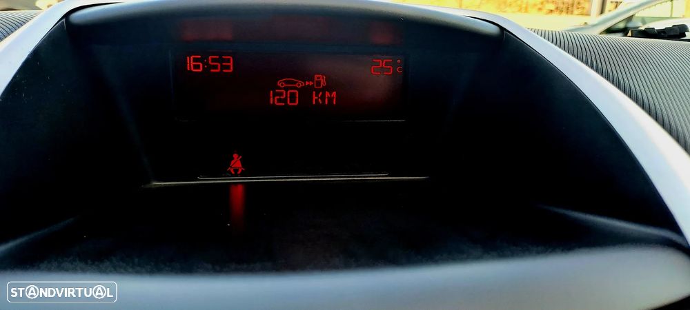 Peugeot 207 1.4 16V Active - 11