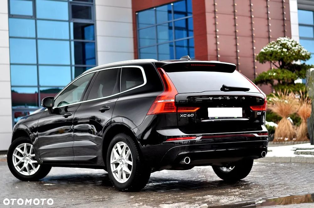 Volvo XC 60 D3 Momentum Pro - 10