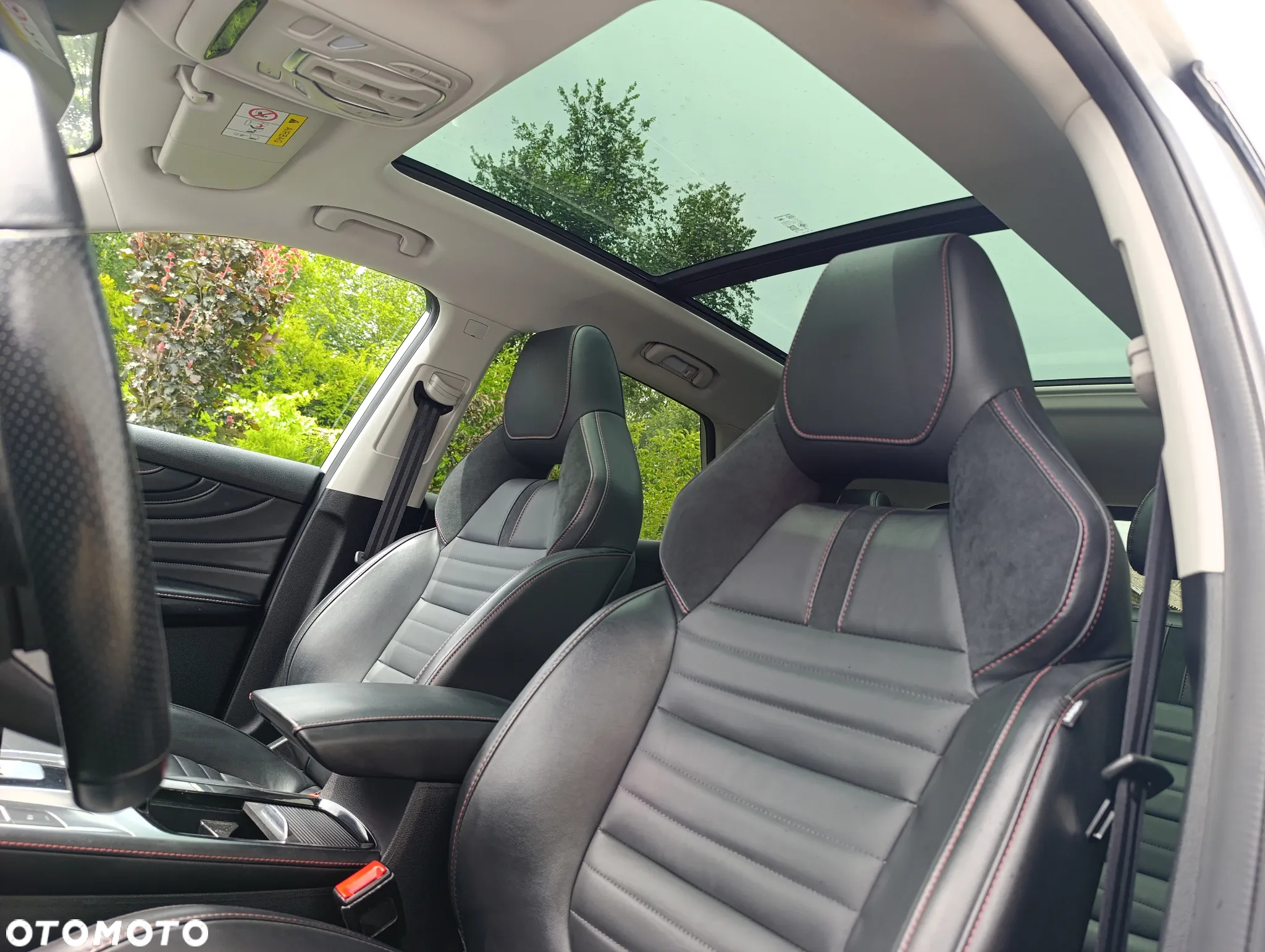 MG EHS 1.5T-GDI PHEV Luxury - 16