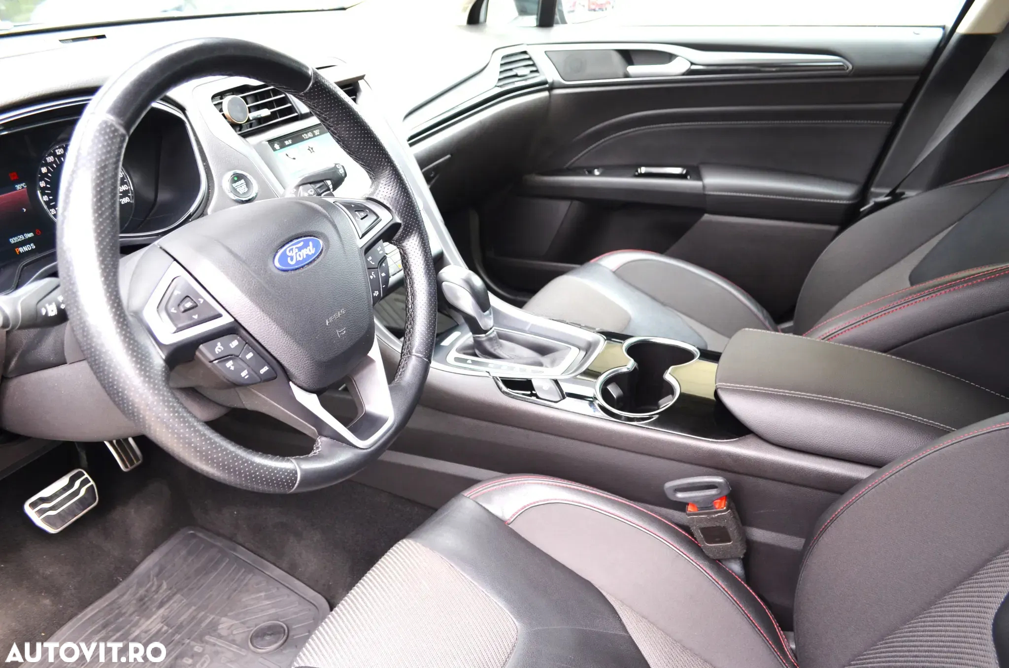 Ford Mondeo 2.0 TDCi Powershift ST Line High - 7