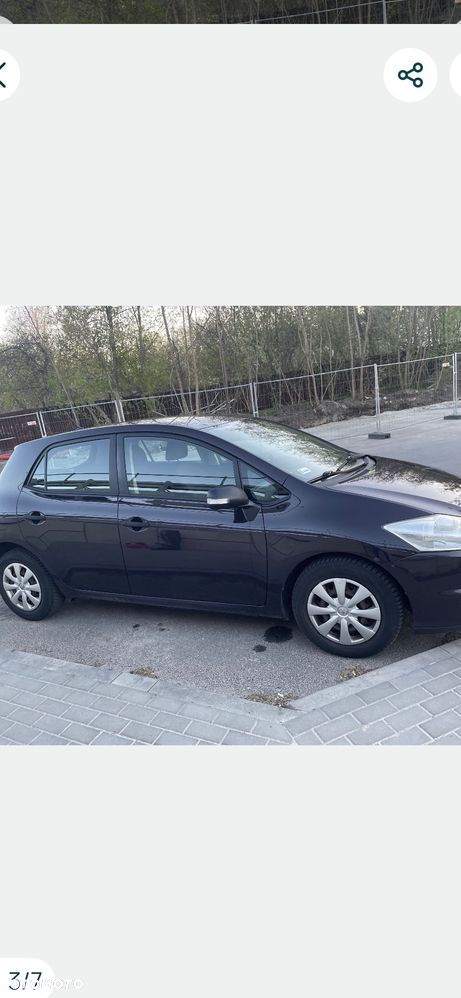 Toyota Auris 1.4 D-4D Luna - 2