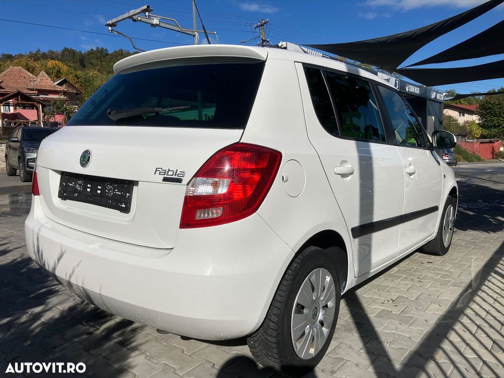 Skoda Fabia 1.2 TSI Ambiente - 6