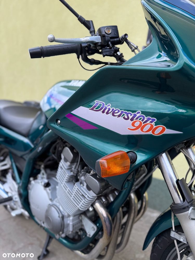 Yamaha XJ - 4