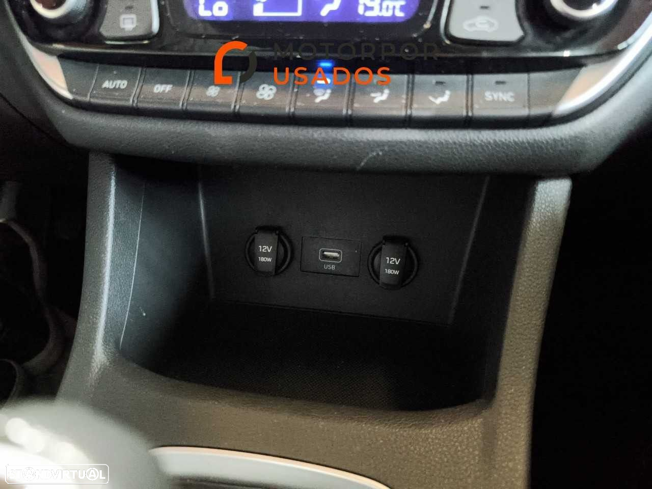 Hyundai i30 - 24