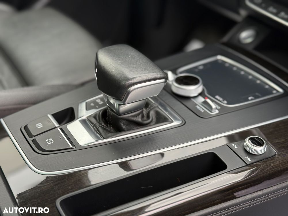 Audi Q5 2.0 TDI Quattro S tronic - 11