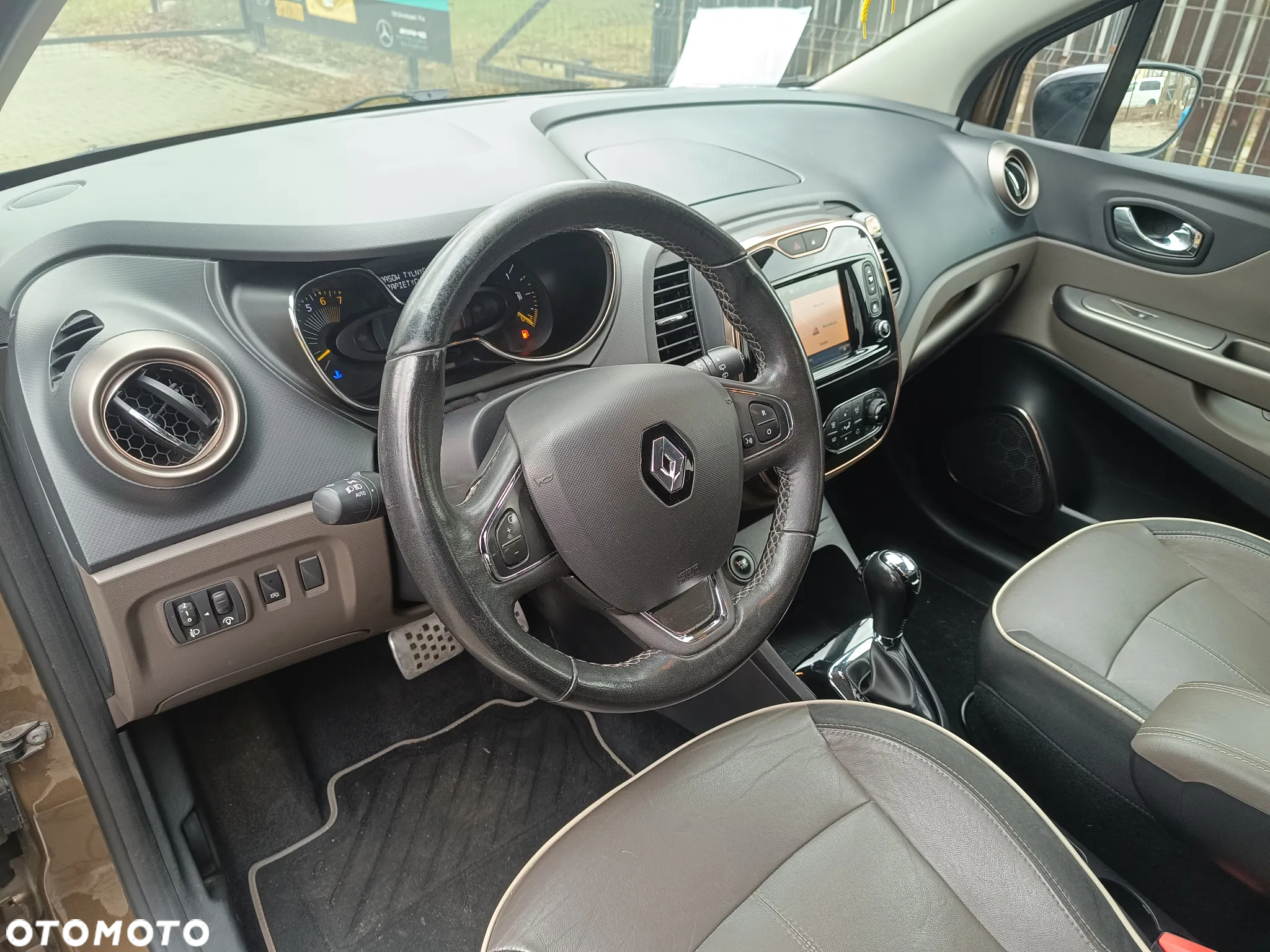 Renault Captur 1.2 Energy TCe Zen Plus EDC - 8