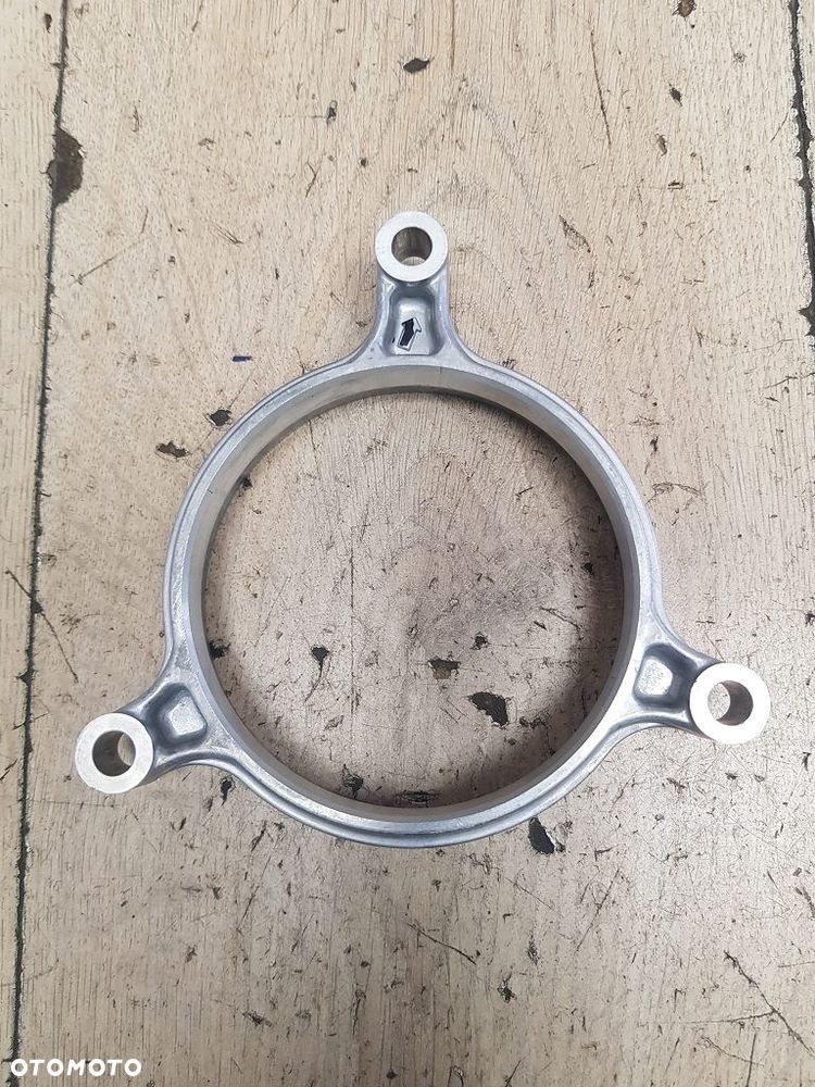 Podstawa alternatora Honda CBR1000F  11102-MS2-610 - 2