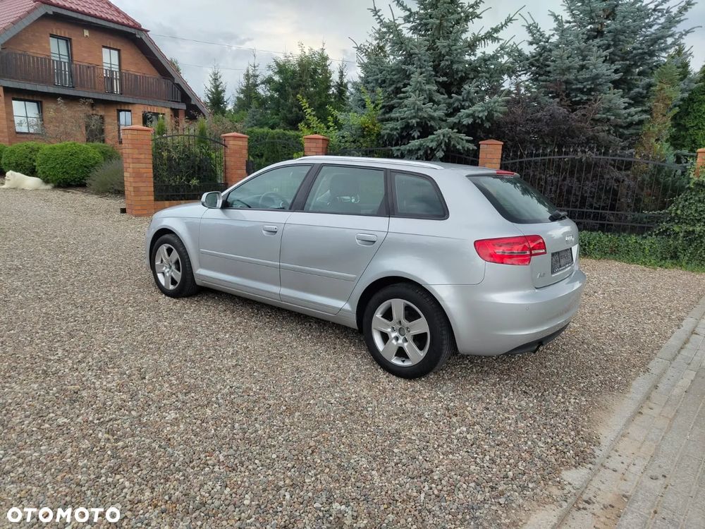 Audi A4 2.0 TDI DPF S line Sportpaket - 16