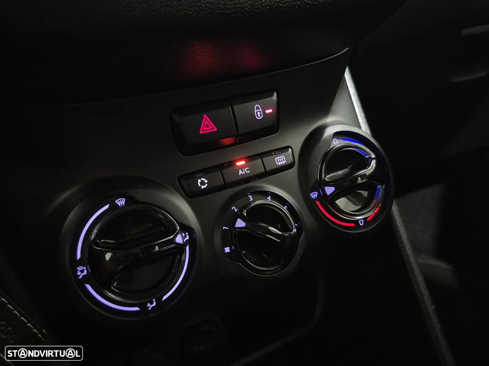 Peugeot 208 1.4 HDi Active - 17
