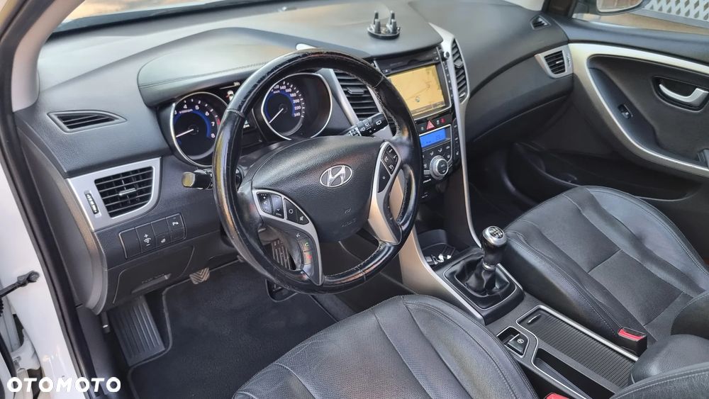 Hyundai i30 1.6 GDI Premium - 36