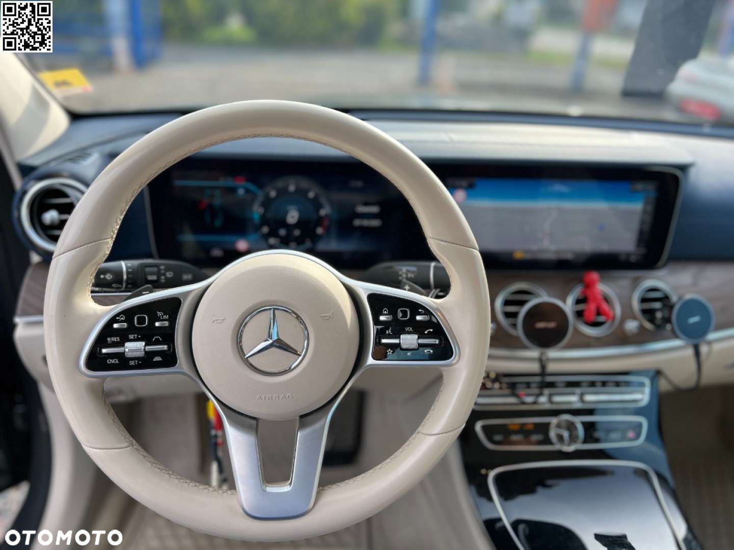 Mercedes-Benz Klasa E - 11