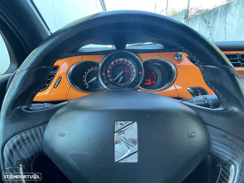Citroën DS3 1.6 THP Racing - 6