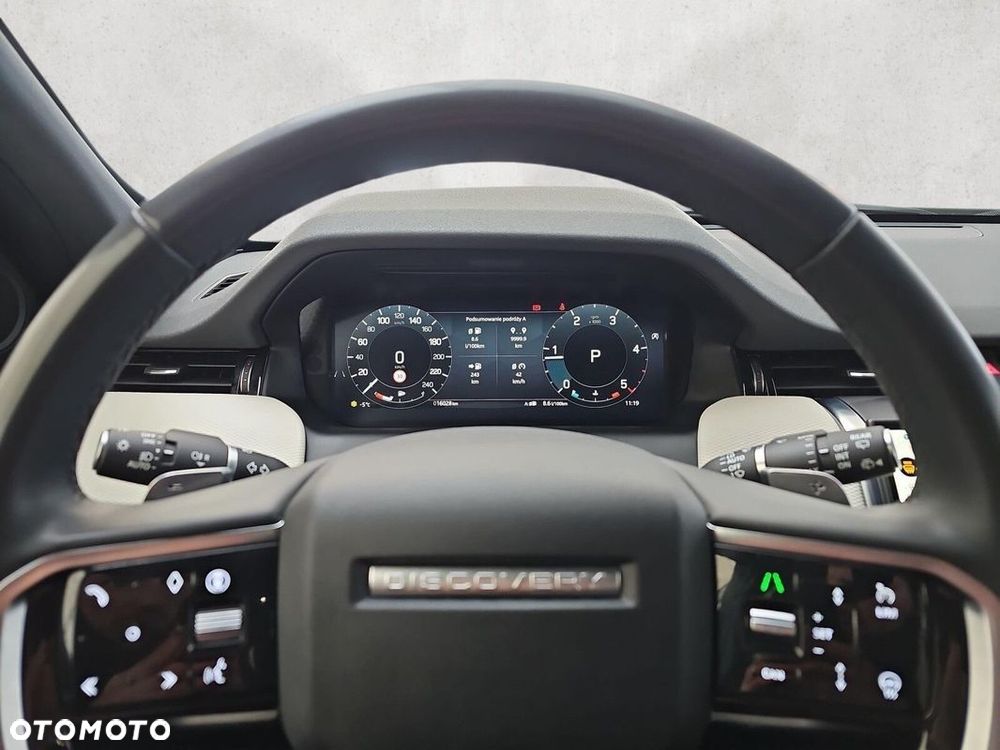 Land Rover Discovery Sport - 16