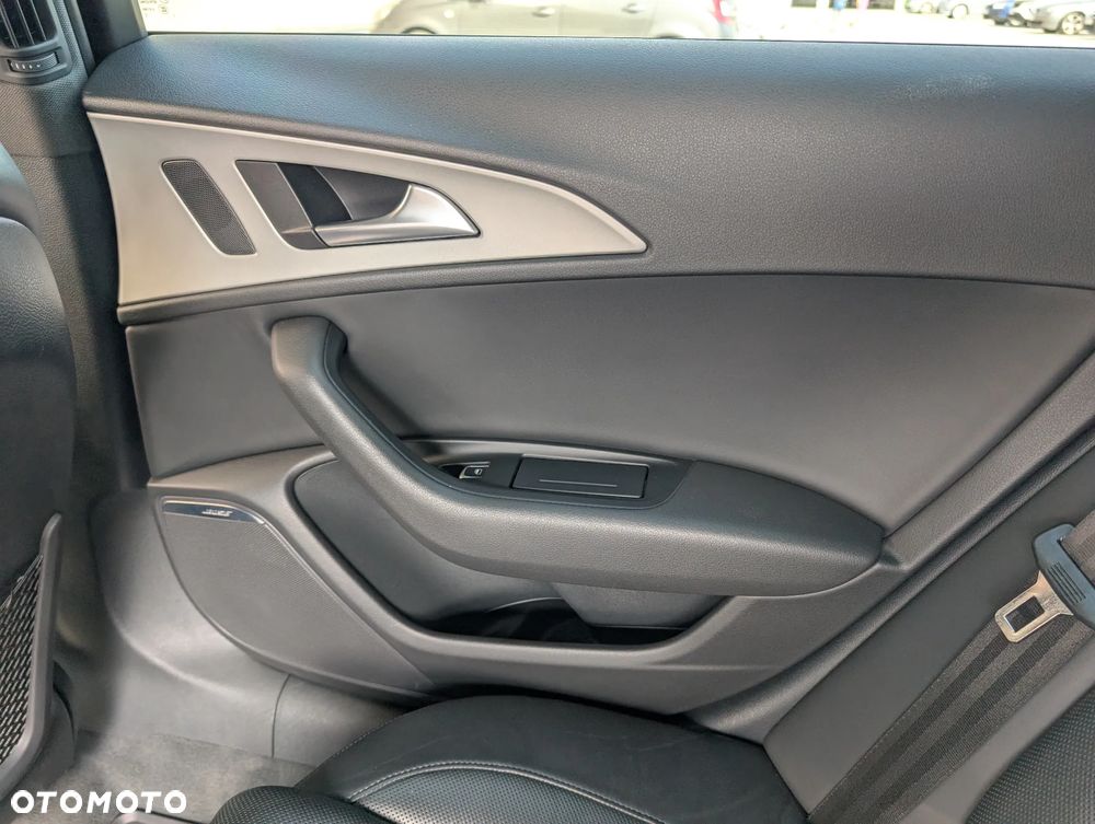 Audi A6 Avant 3.0 TDI DPF quattro tiptronic - 29