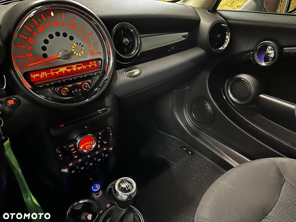 MINI Cooper - 8