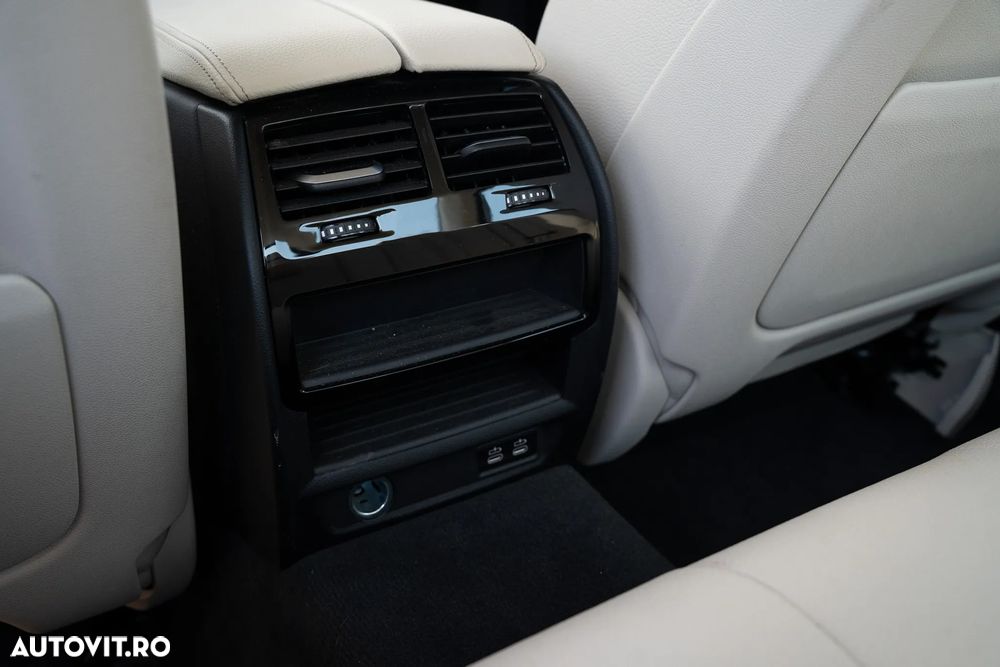 BMW 5 Series 2023 — imagine 33