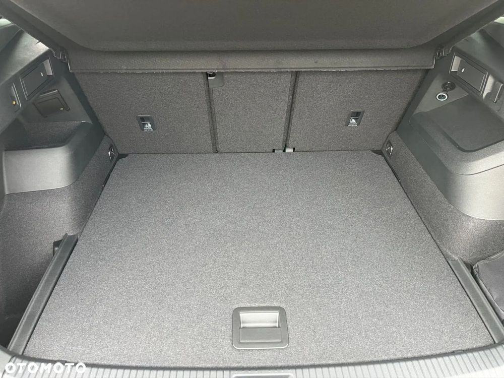 Volkswagen Tiguan - 13
