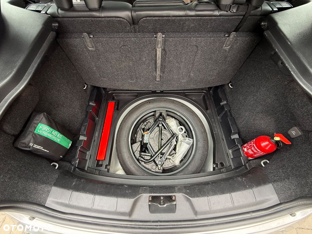 Volvo V40 Cross Country D2 Kinetic - 18