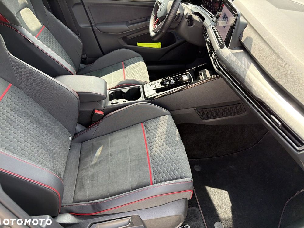 Volkswagen Golf 2.0 TSI GTI DSG - 32