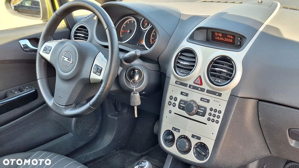 Opel Corsa - 8
