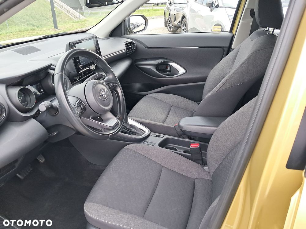 Toyota Yaris Cross Hybrid 1.5 Comfort - 15