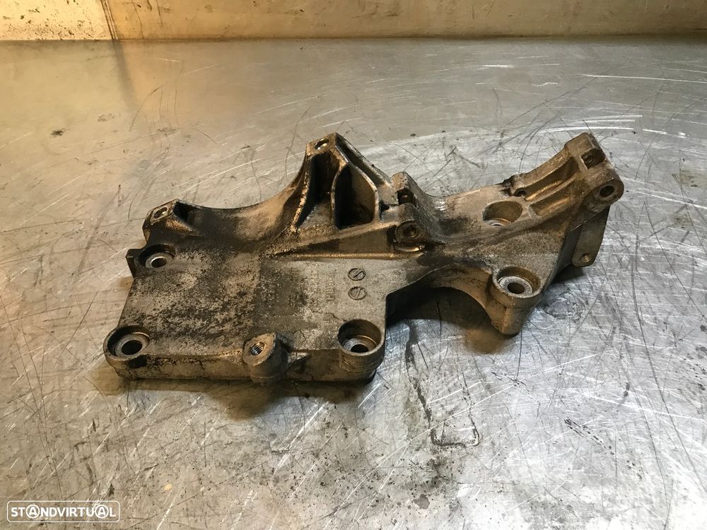 APOIO / SUPORTE DO ALTERNADOR VOLKSWAGEN GOLF V / SEAT LEON / AUDI A3 1.9TDI 2.0TDI 03G903143A - 3