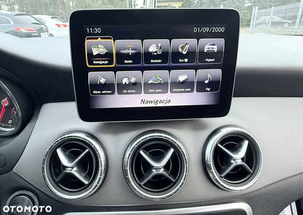 Mercedes-Benz CLA - 30