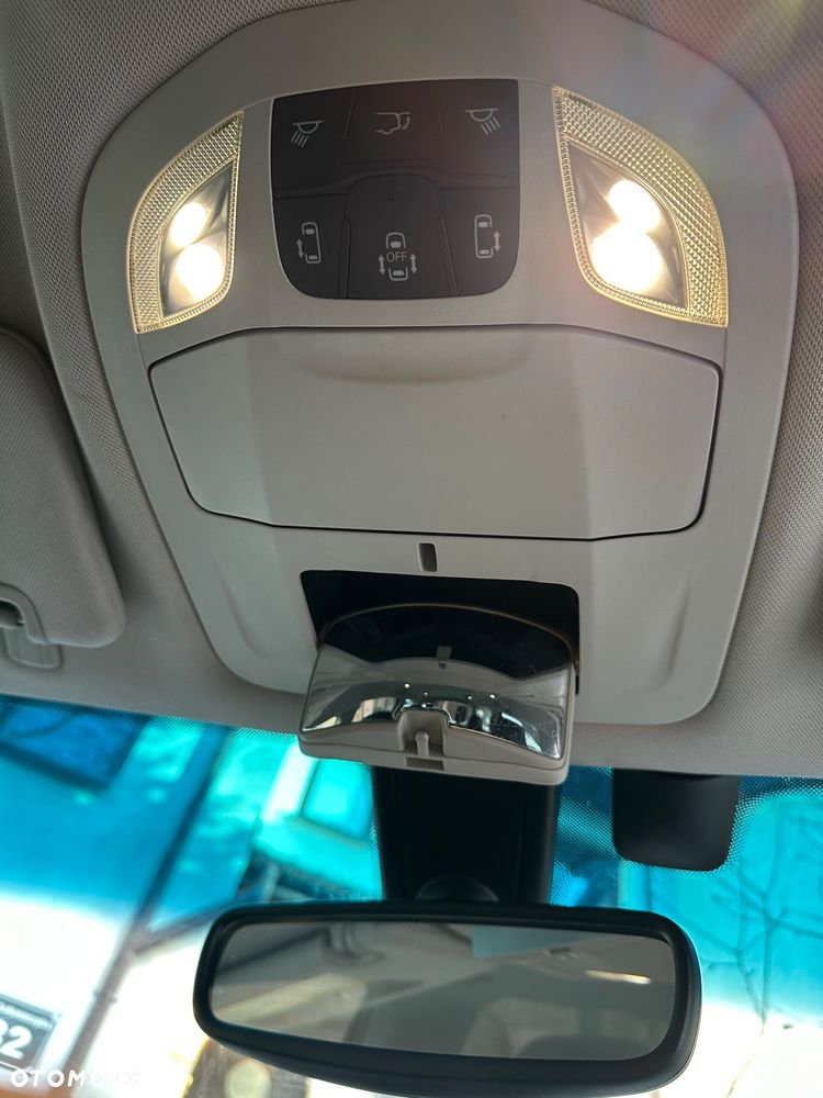 Chrysler Pacifica - 22