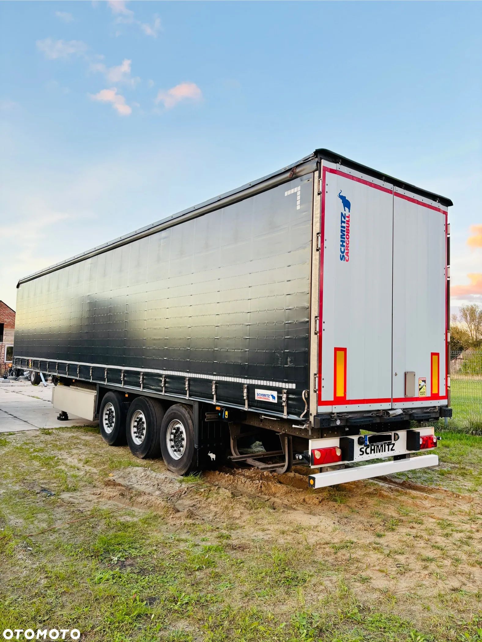 Schmitz Cargobull STD - 1