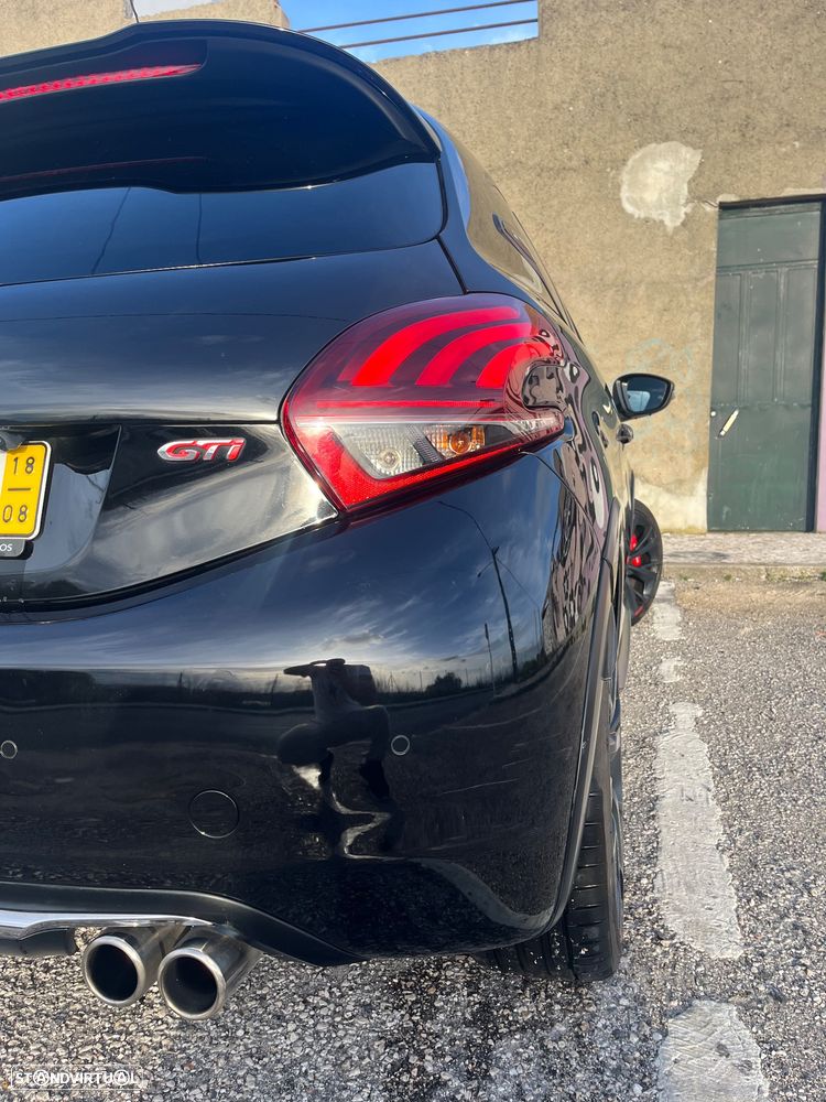 Peugeot 208 1.6 e-THP GTi by Sport - 6