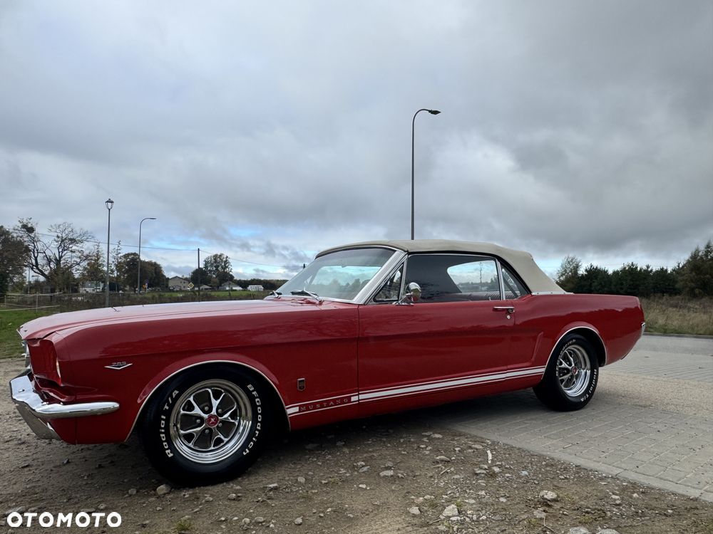 Ford Mustang - 3