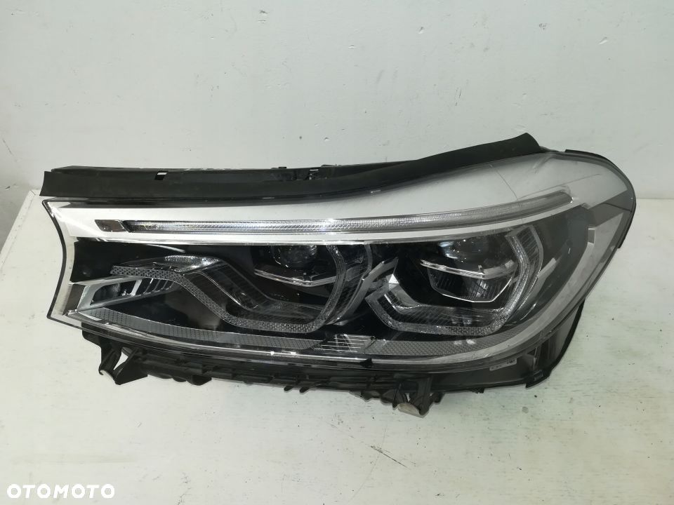 BMW 6 GT G32 lampa lewa przednia full led