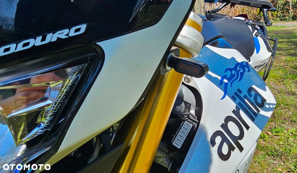 Aprilia Dorsoduro - 4