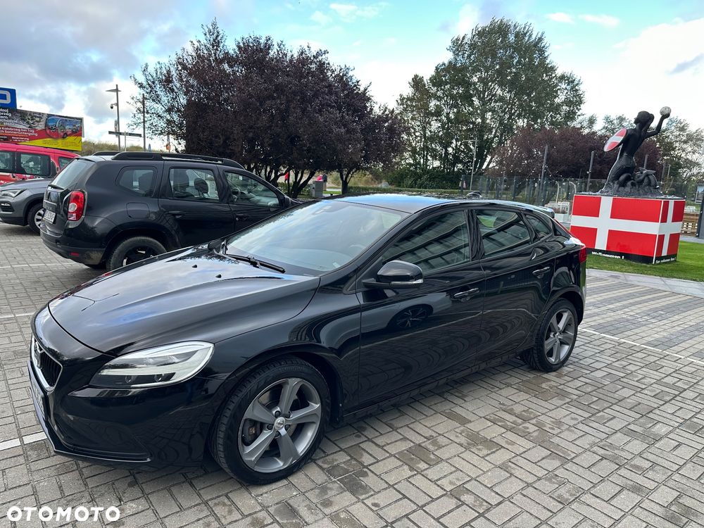 Volvo V40 D3 Drive-E Momentum - 27