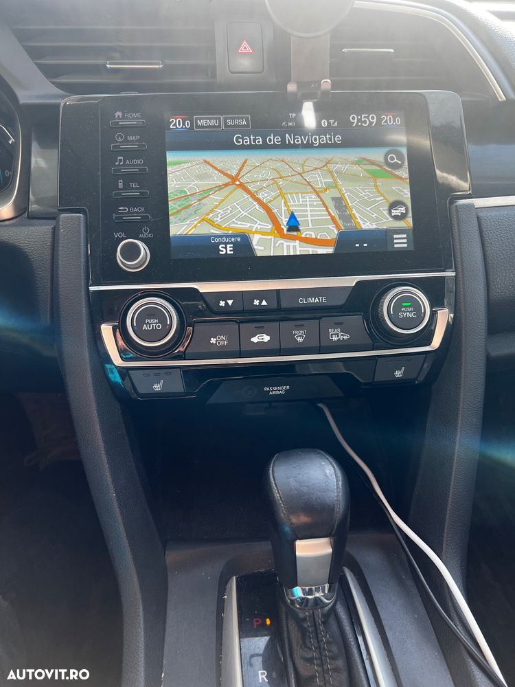 Honda Civic 1.5 i-VTEC Turbo CVT Elegance - 14