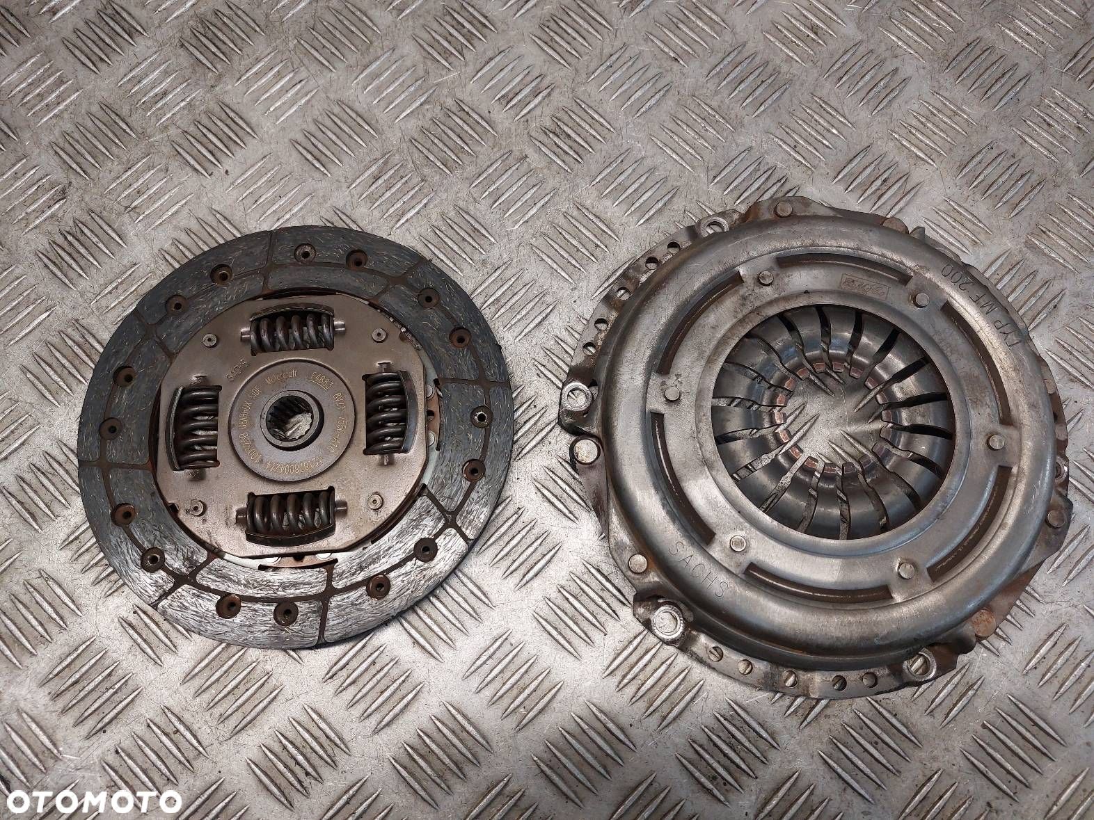 SPRZĘGŁO TARCZA + DOCISK FORD FIESTA MK6 MK7 1.25 16V - 1