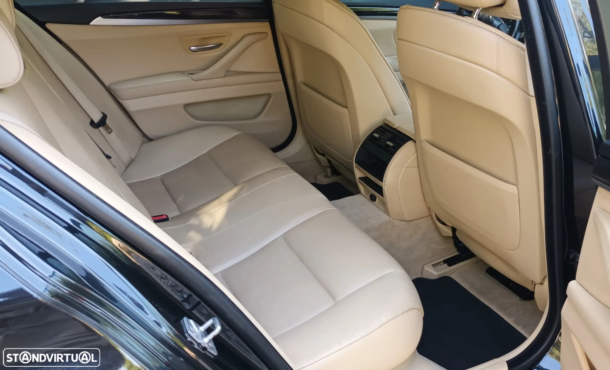BMW 520 d Exclusive Auto 123g - 11