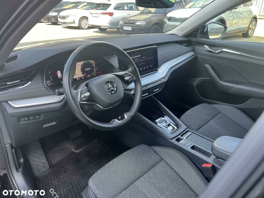 Skoda Octavia 2.0 TSI 4x4 Style DSG - 9