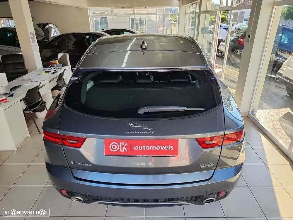Jaguar E-Pace - 11
