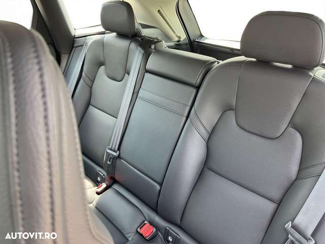 Volvo XC 60 - 18