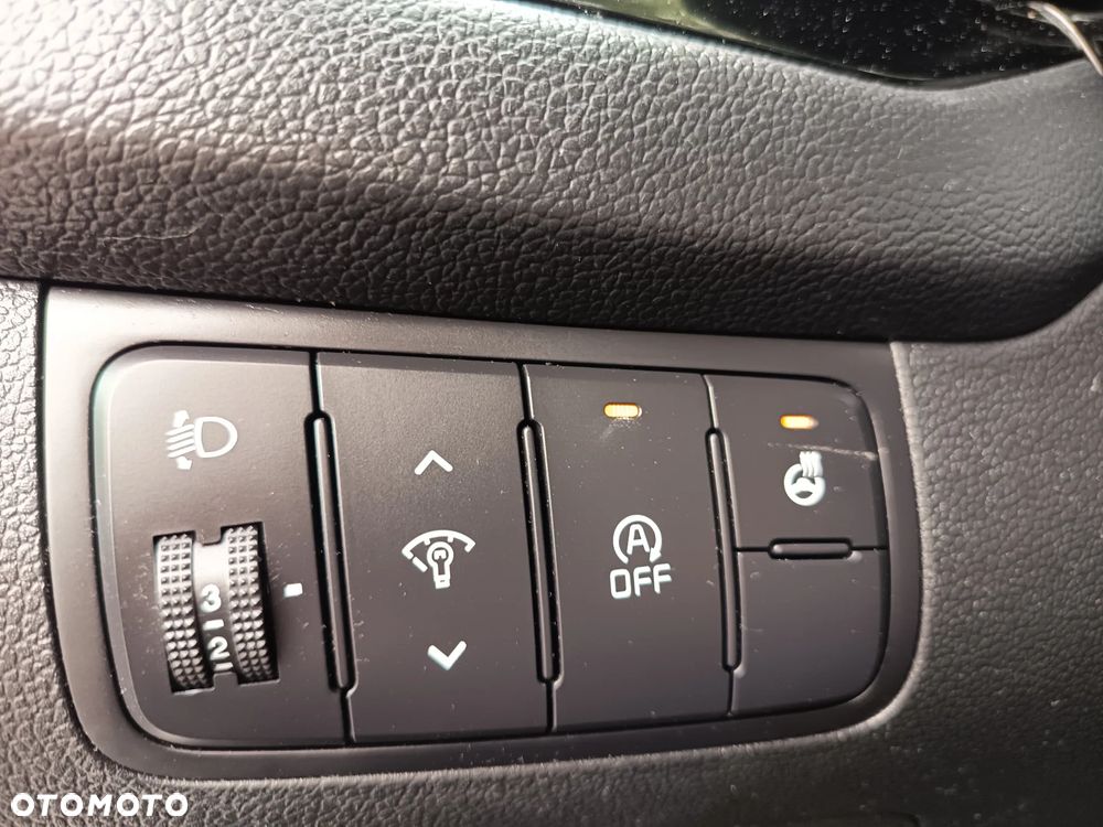 Kia Ceed 1.6 GDI Dream Team Edition - 27