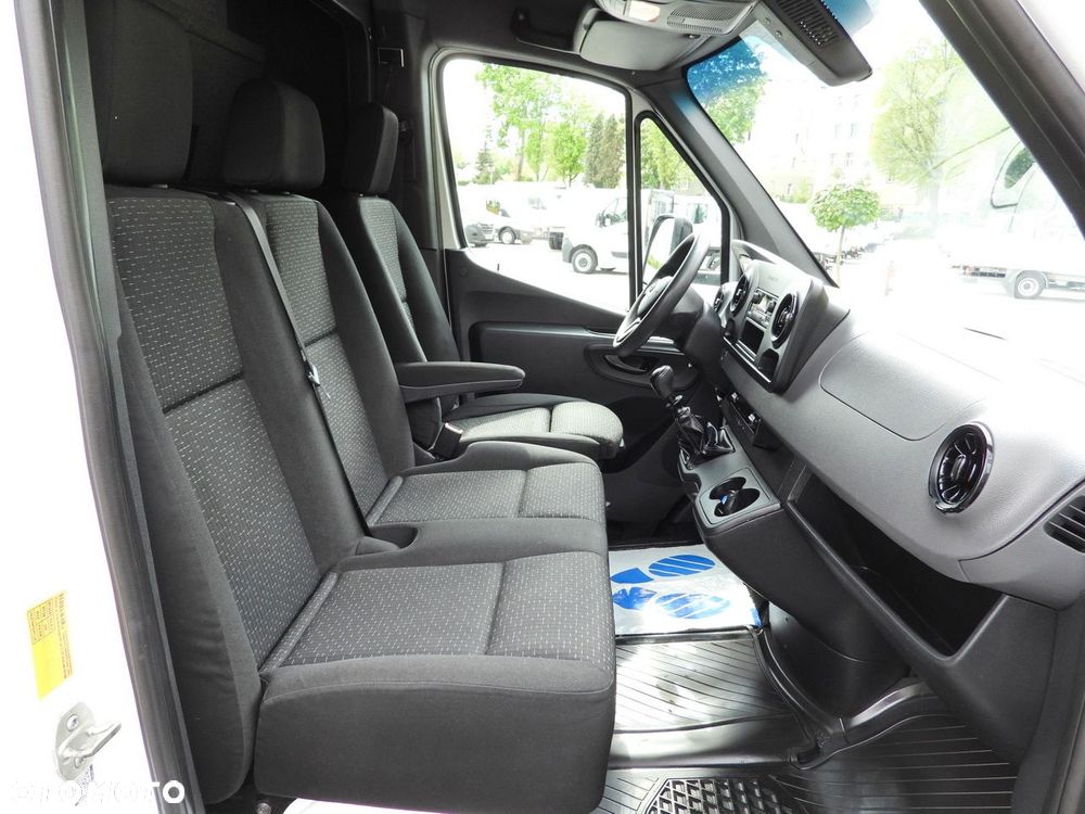 Mercedes-Benz SPRINTER 316 PLANDEKA WINDA 8 PALET WEBASTO TEMPOMAT KLIMATYZACJA  160KM - 36