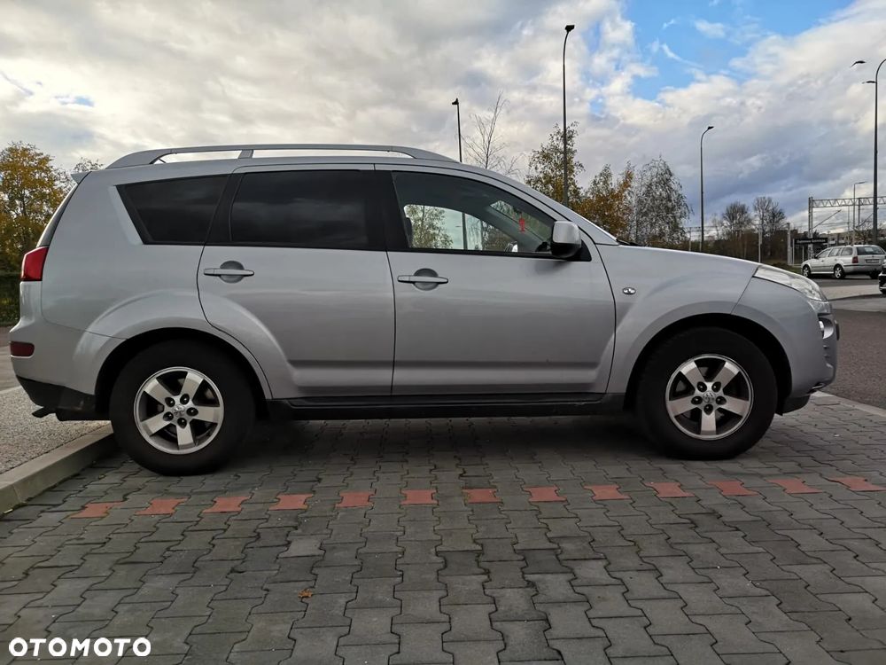 Peugeot 4007 - 4